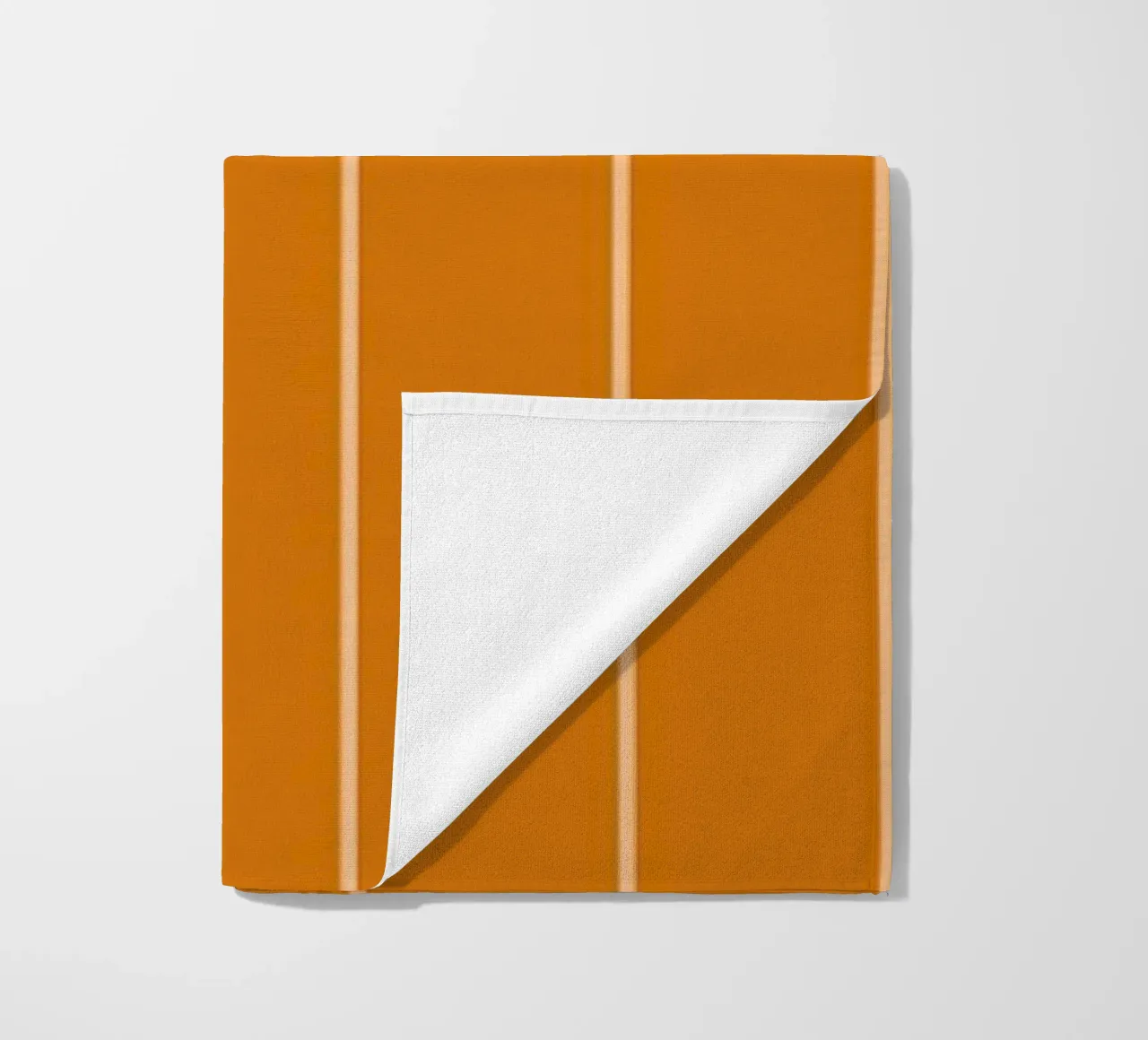 Linee sottili arancioni telo mare da Timeless moderna