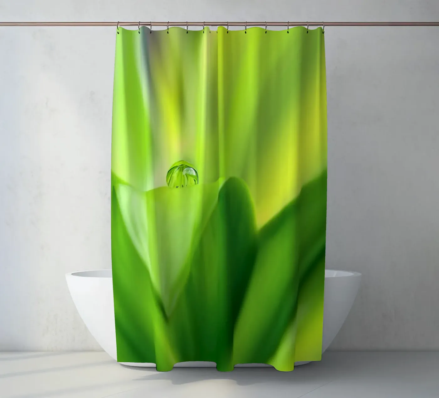 Drops of water Duschvorhang von Atteloi