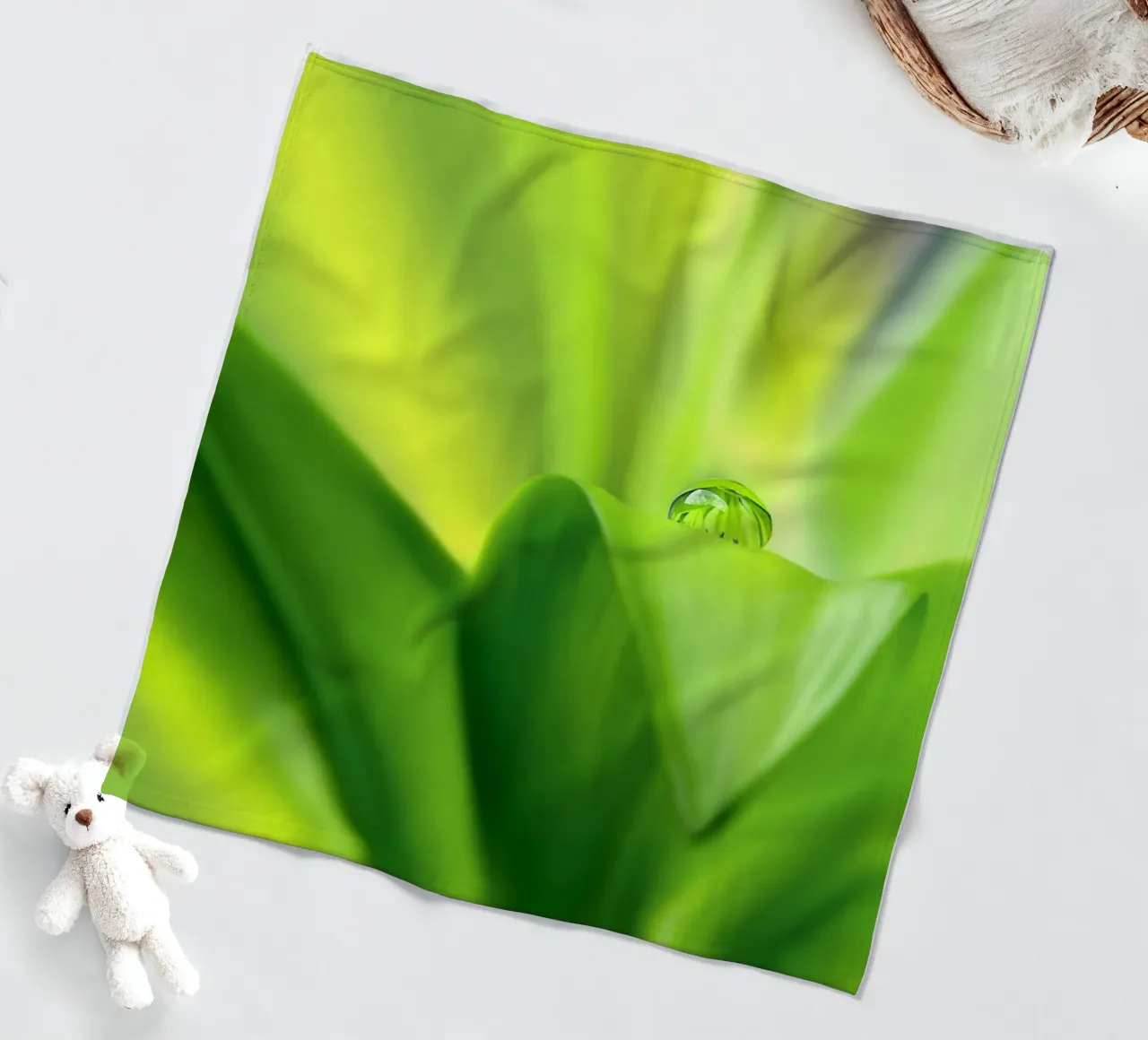 Wassertropfen Fleecedecke von Atteloi