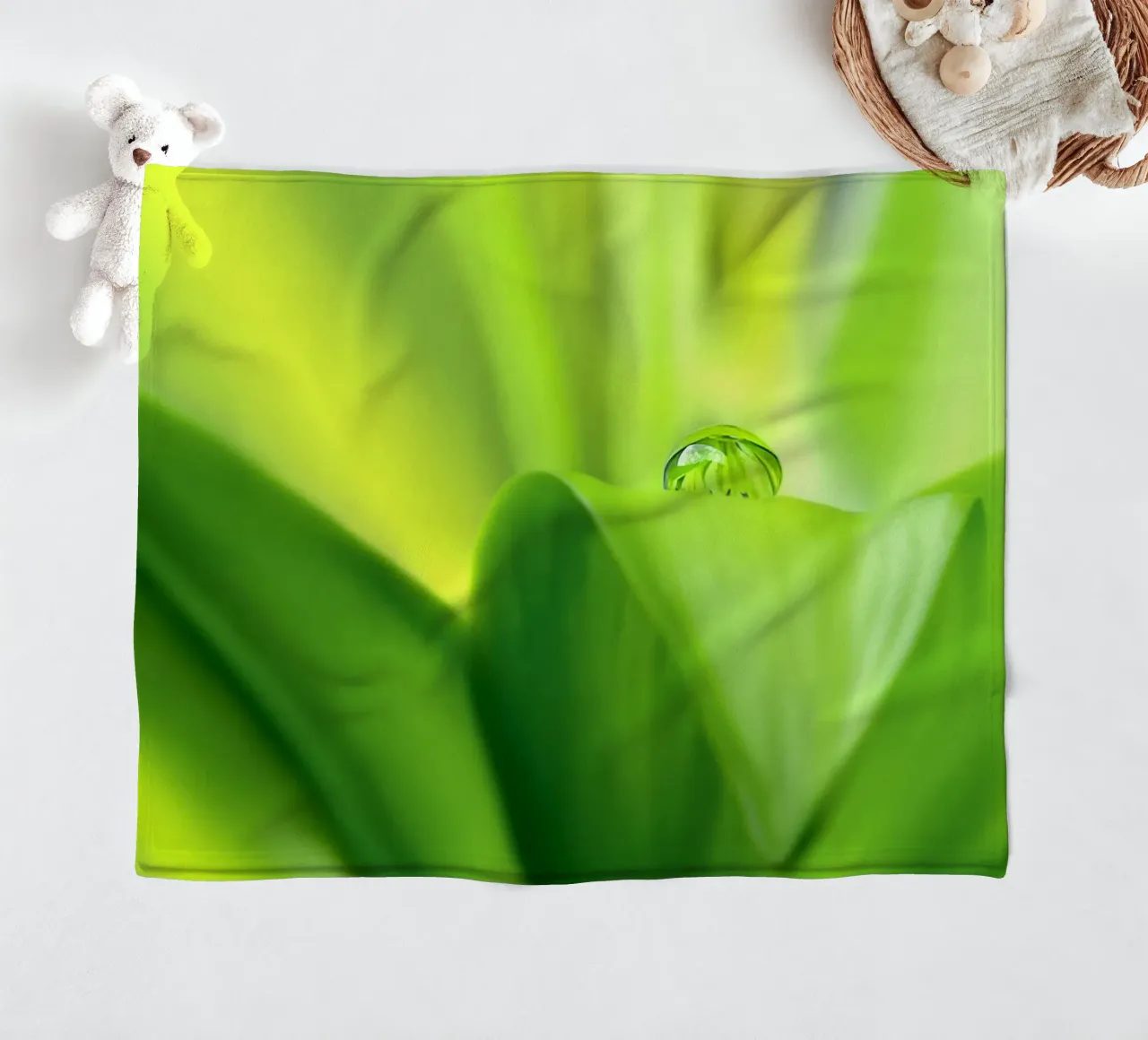 Wassertropfen Fleecedecke von Atteloi