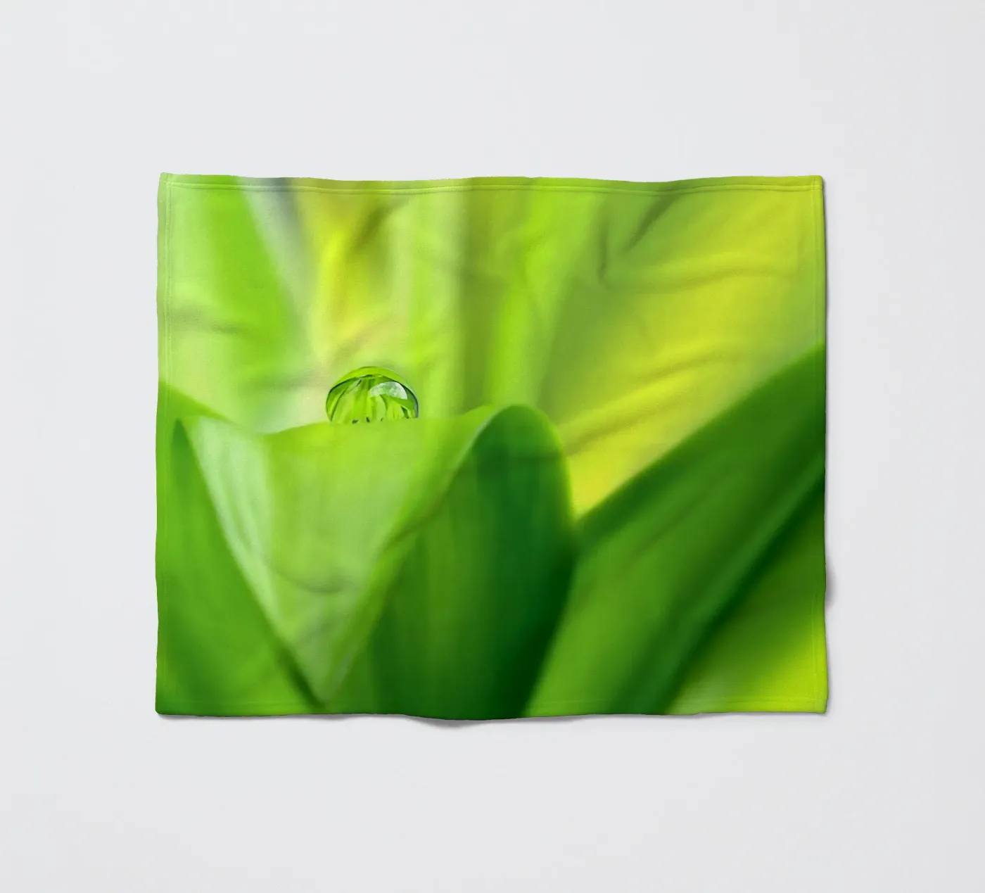 Gocce d'acqua coperta in pile da Atteloi