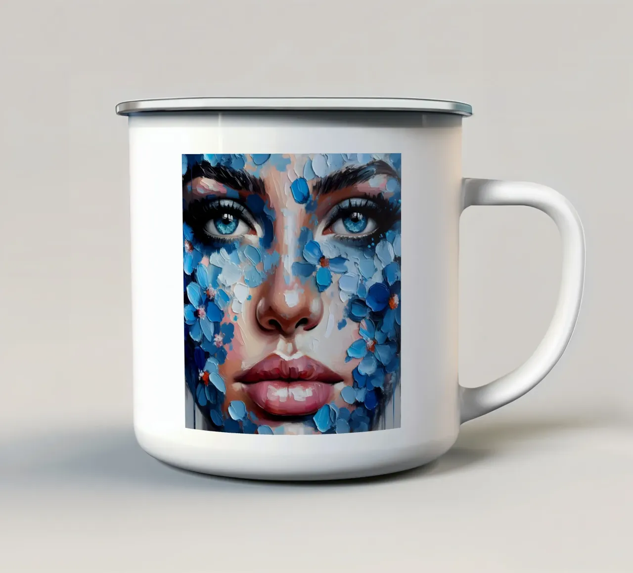 RITRATTO A PETALI BLU tazza in smalto da ARTOMATIC