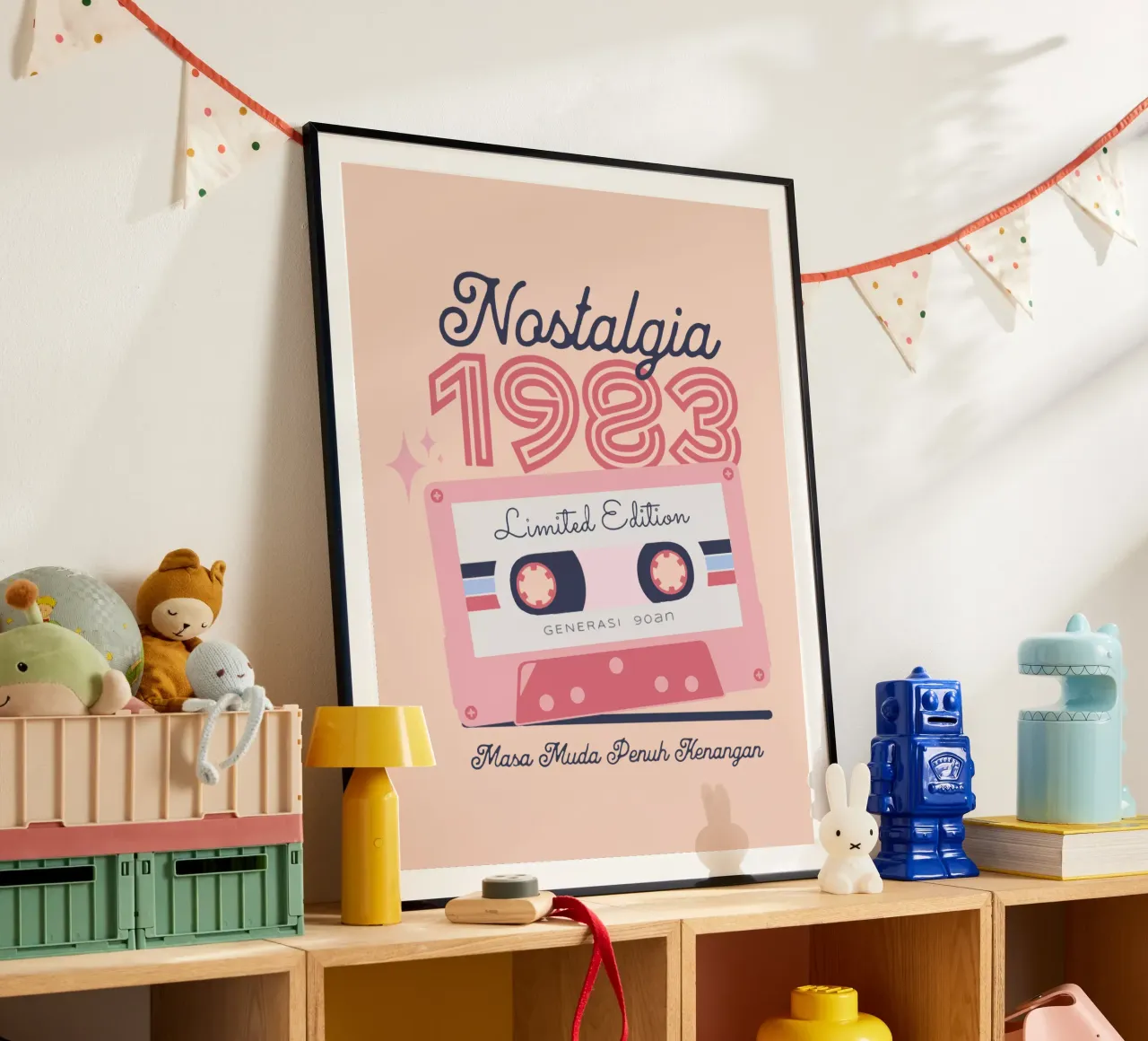Nostalgia 1983 poster con telaio in alluminio da Gunawan Rb