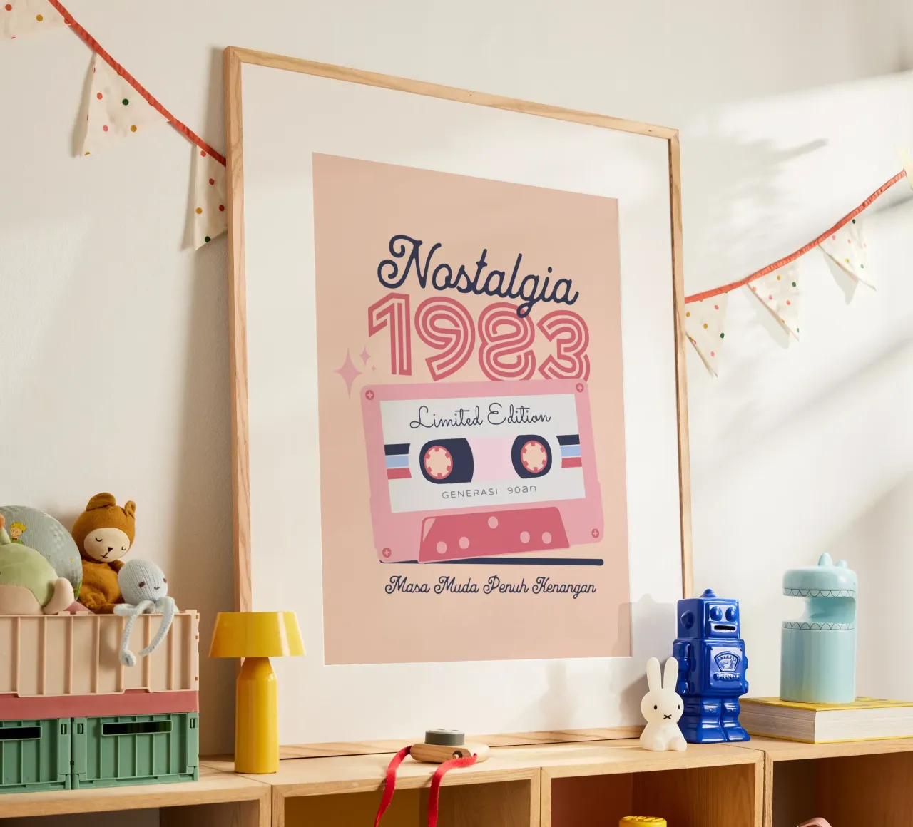 Nostalgia 1983 poster con telaio in alluminio da Gunawan Rb