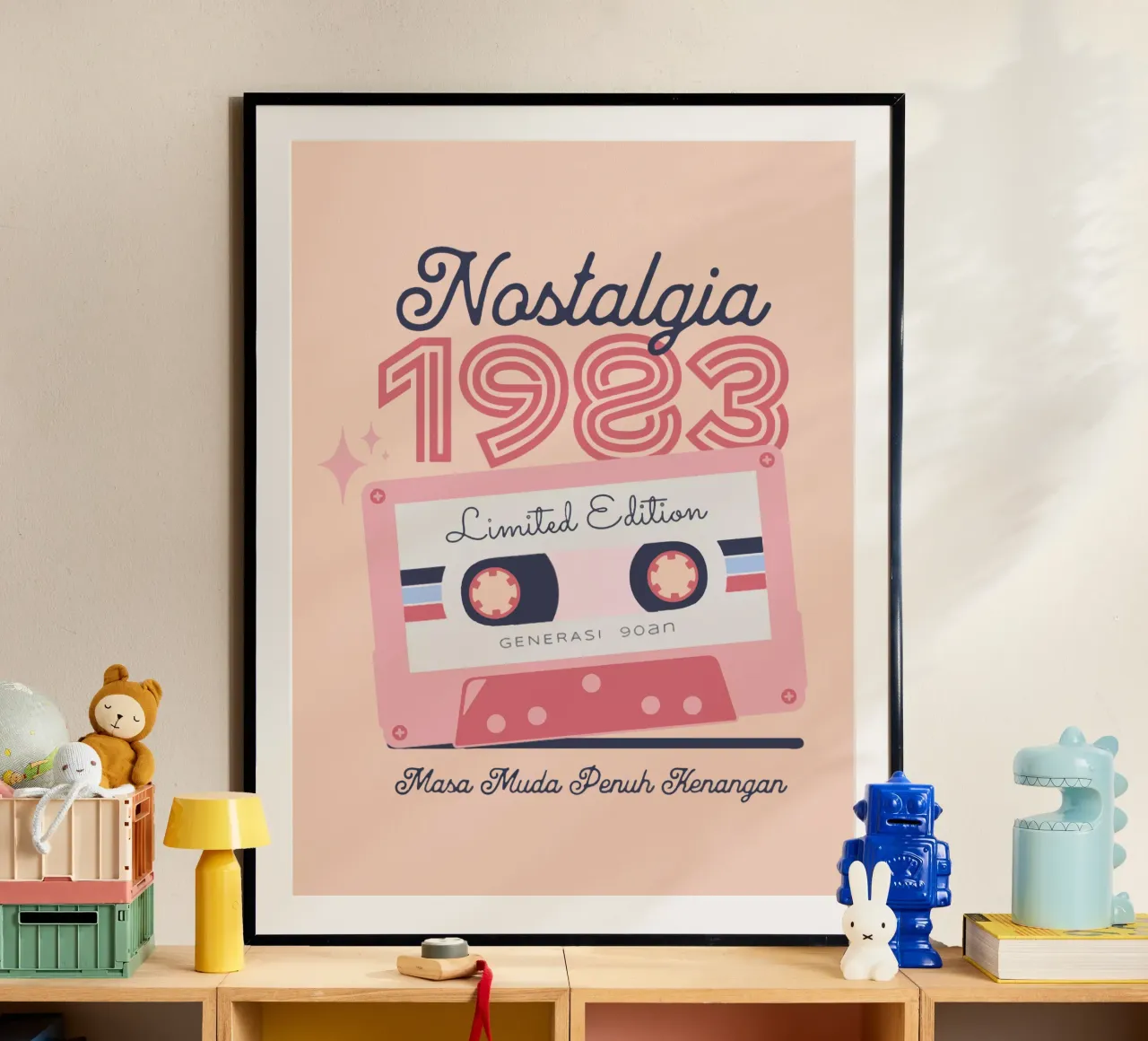 Nostalgia 1983 poster con telaio in alluminio da Gunawan Rb