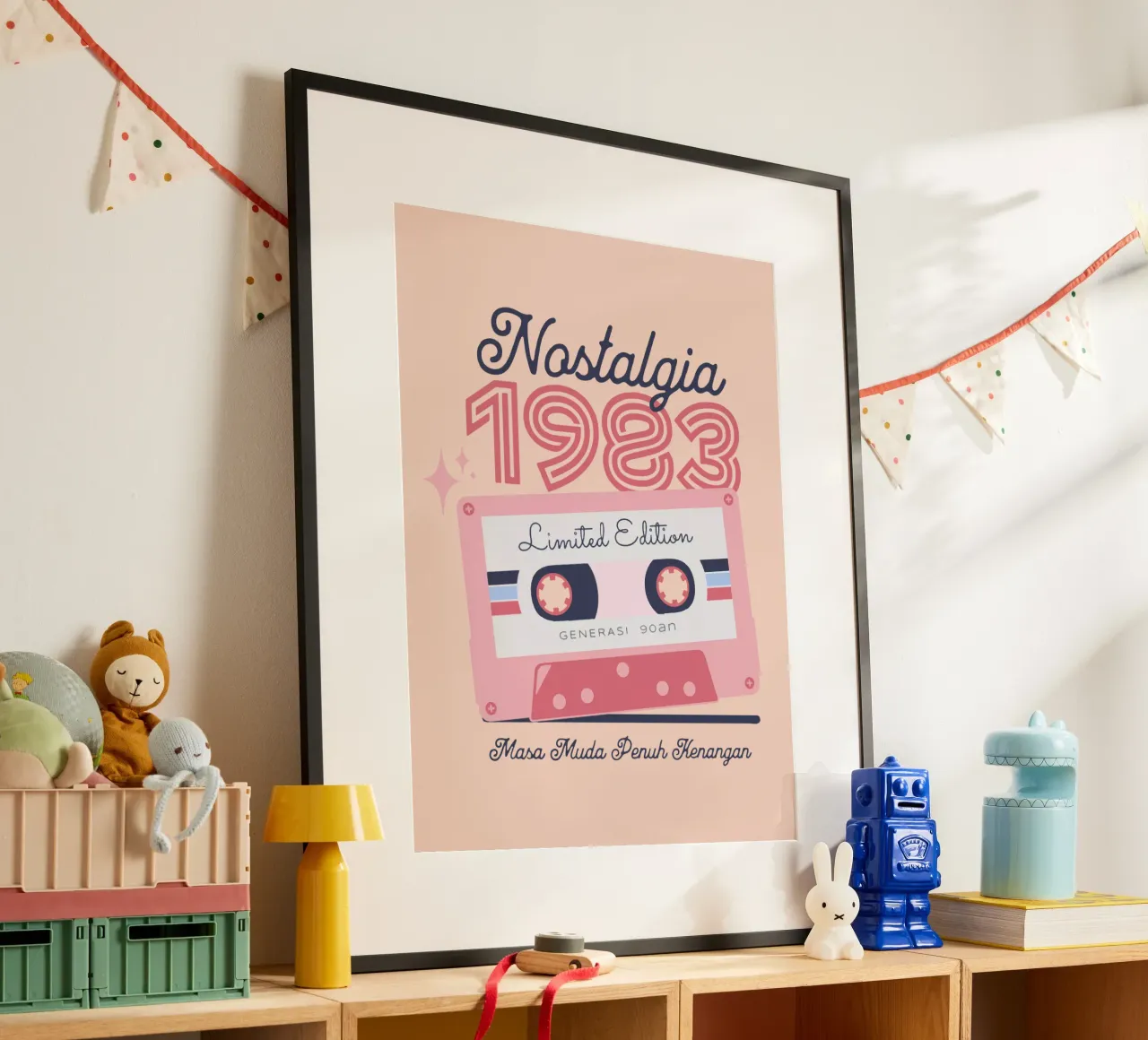 Nostalgia 1983 poster con telaio in alluminio da Gunawan Rb