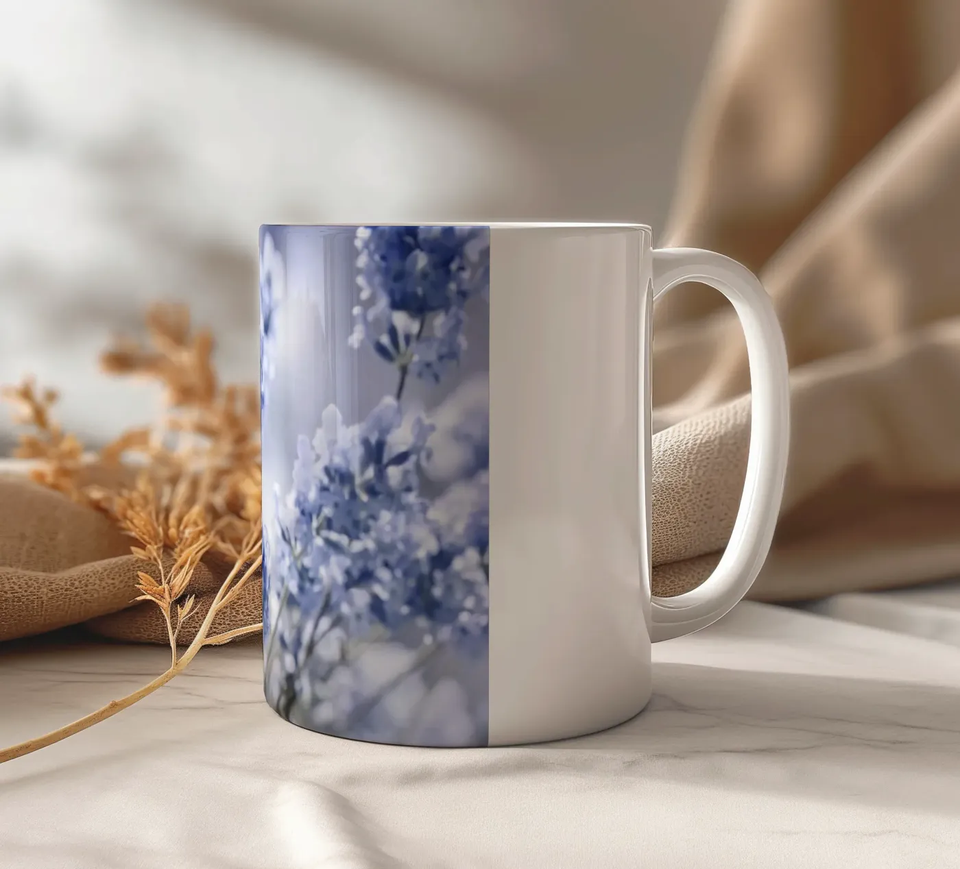 Lavender ceramic mug by Atteloi Fotografie