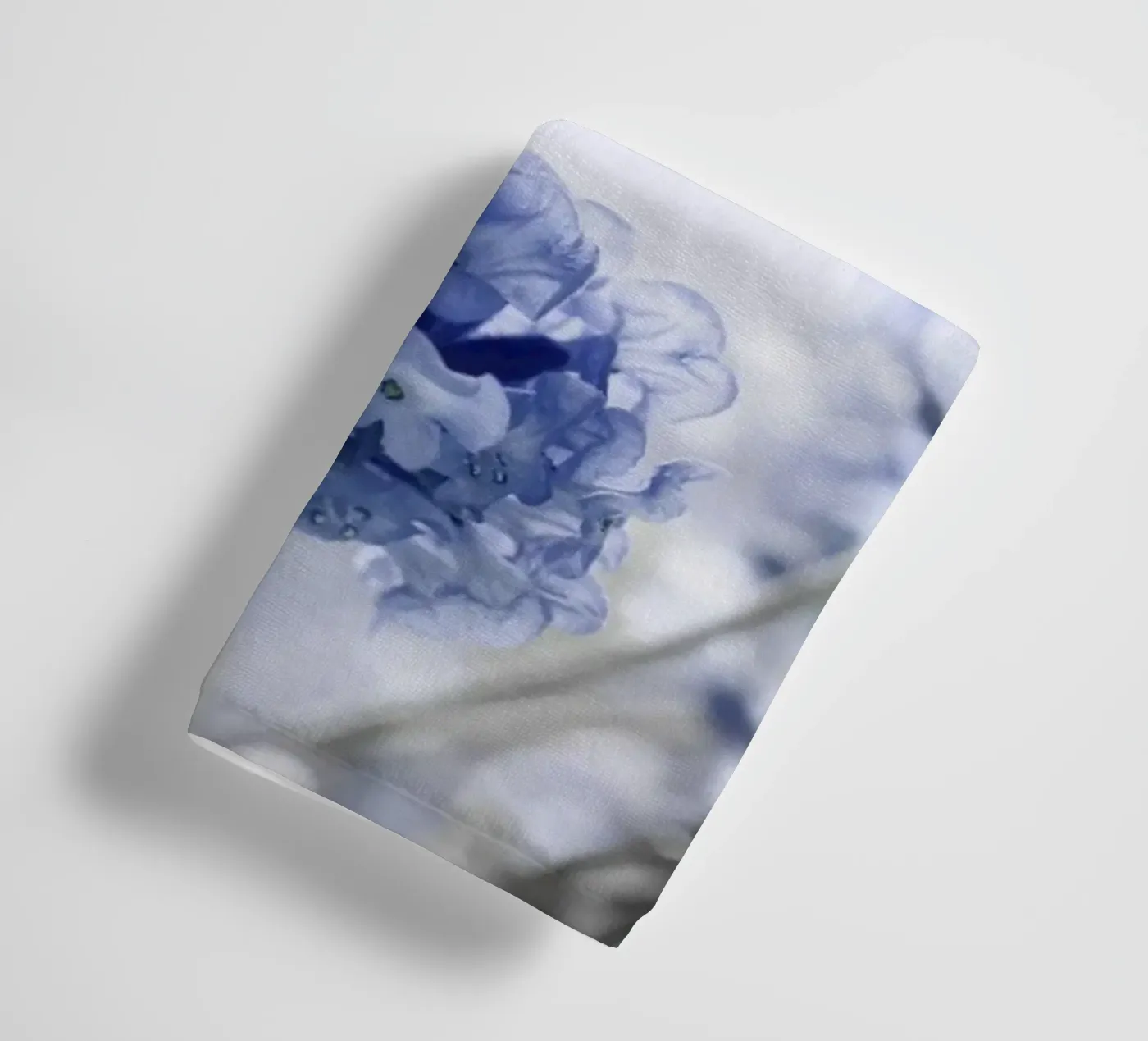 Lavendel badhanddoek van Atteloi Fotografie