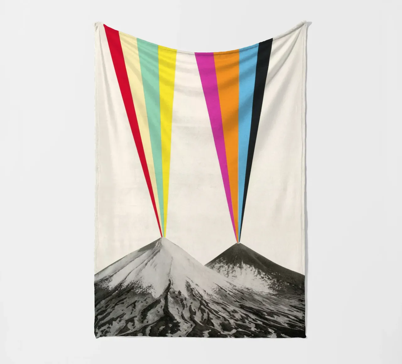 Vulkane Fleecedecke von Cassia Beck Collage