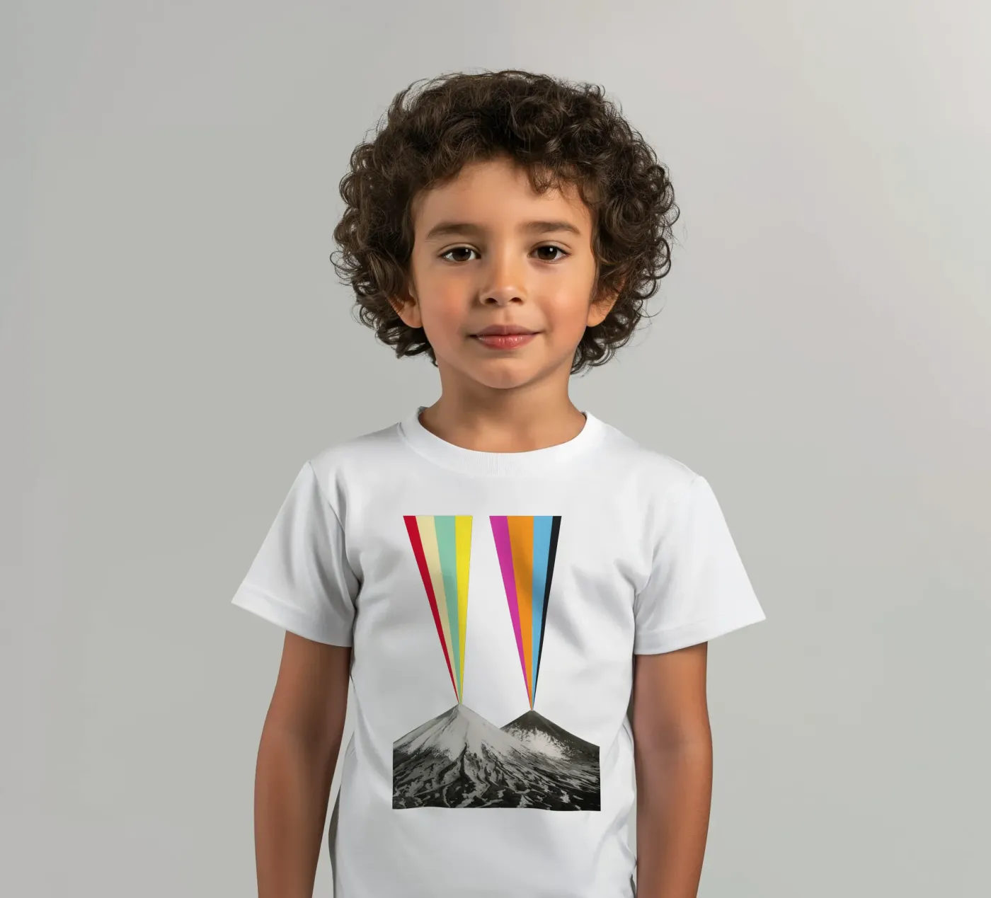 Volcanoes Kinder T-Shirt von Cassia Beck Collage