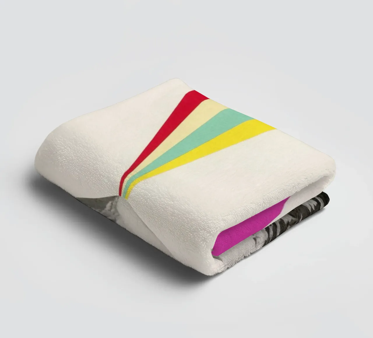 Vulkanen badhanddoek van Cassia Beck Collage