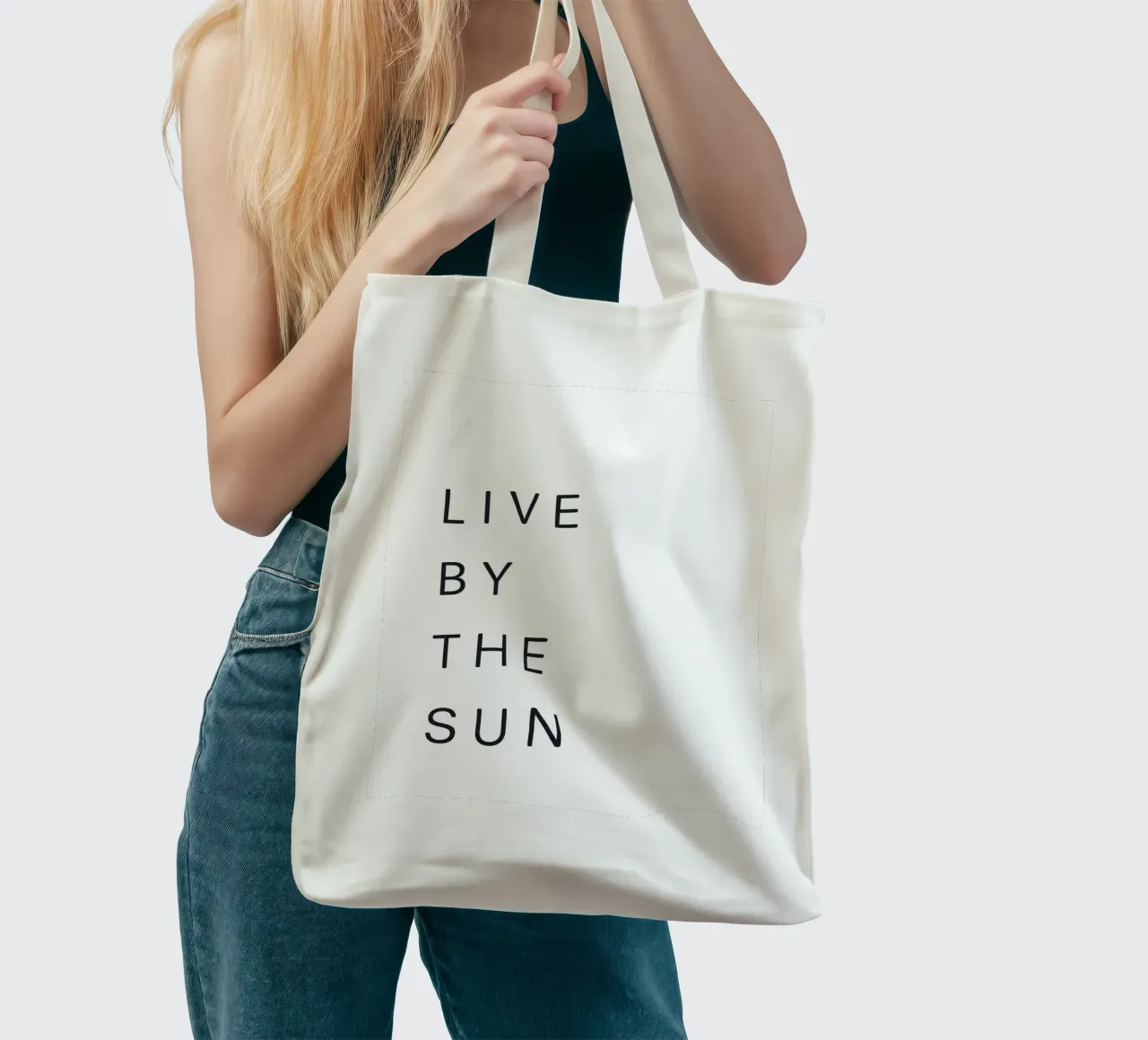 Motivierendes Zitat – Live by the Sun tote bag by Whole©
