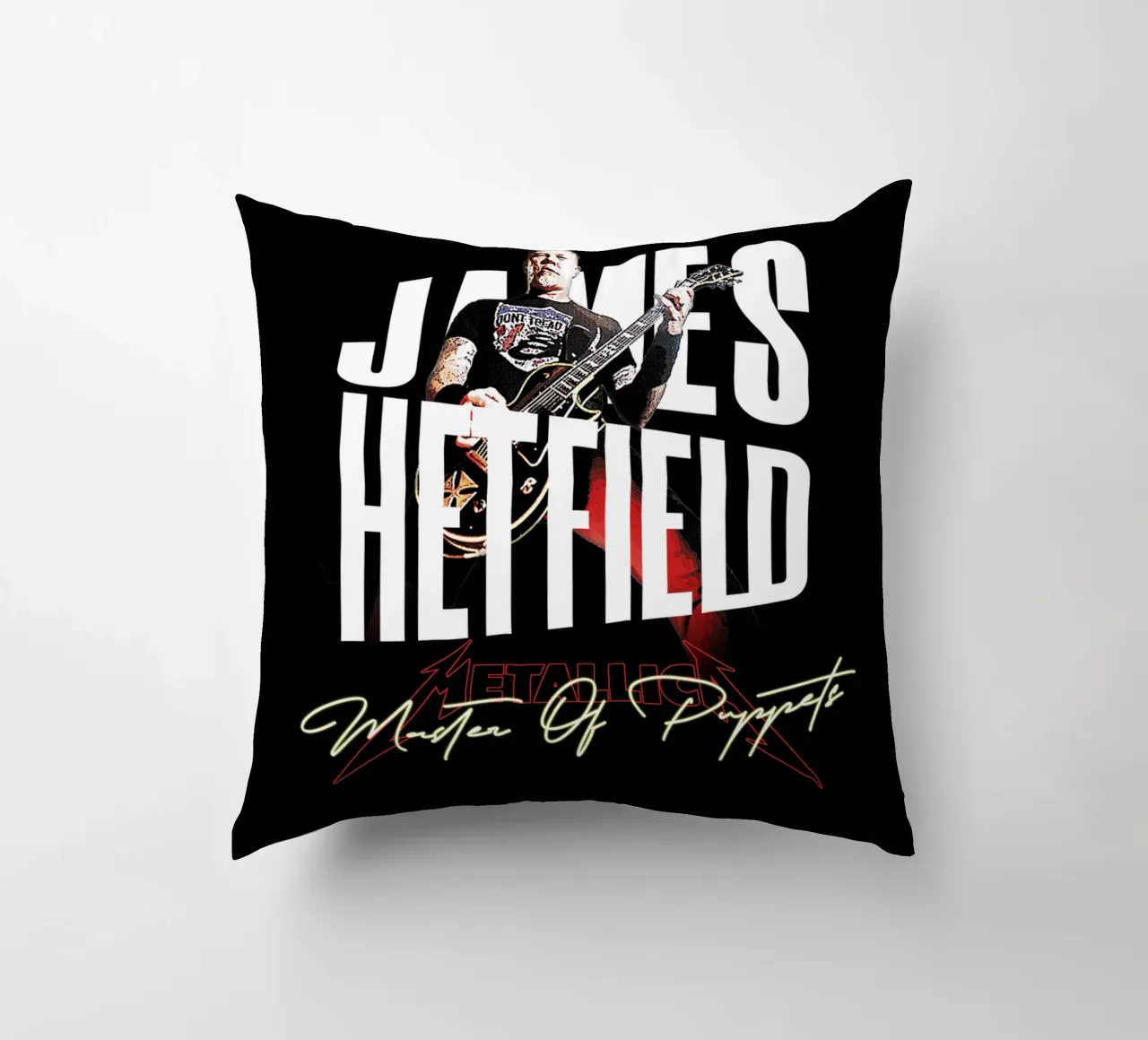 Master Of Puppets (James Hetfield) cuscino da Gunawan Rb
