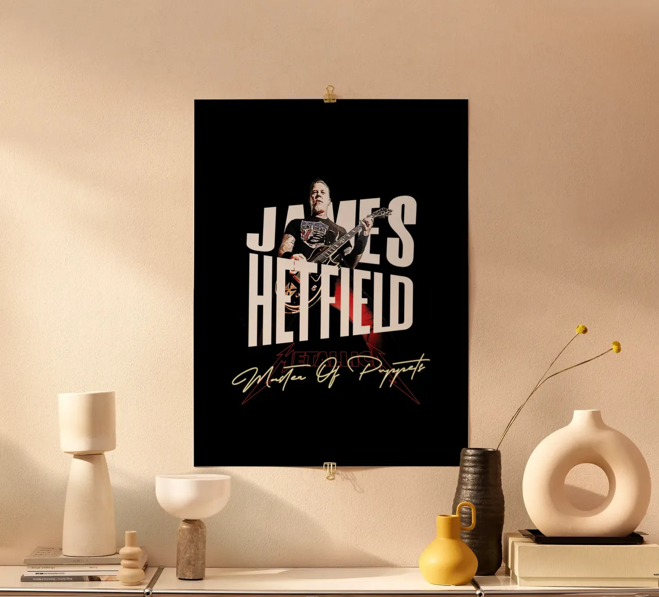 Master Of Puppets (James Hetfield) poster con telaio in alluminio da Gunawan Rb