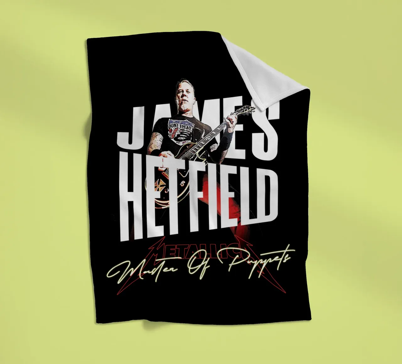 Master Of Puppets (James Hetfield) coperta in pile da Gunawan Rb