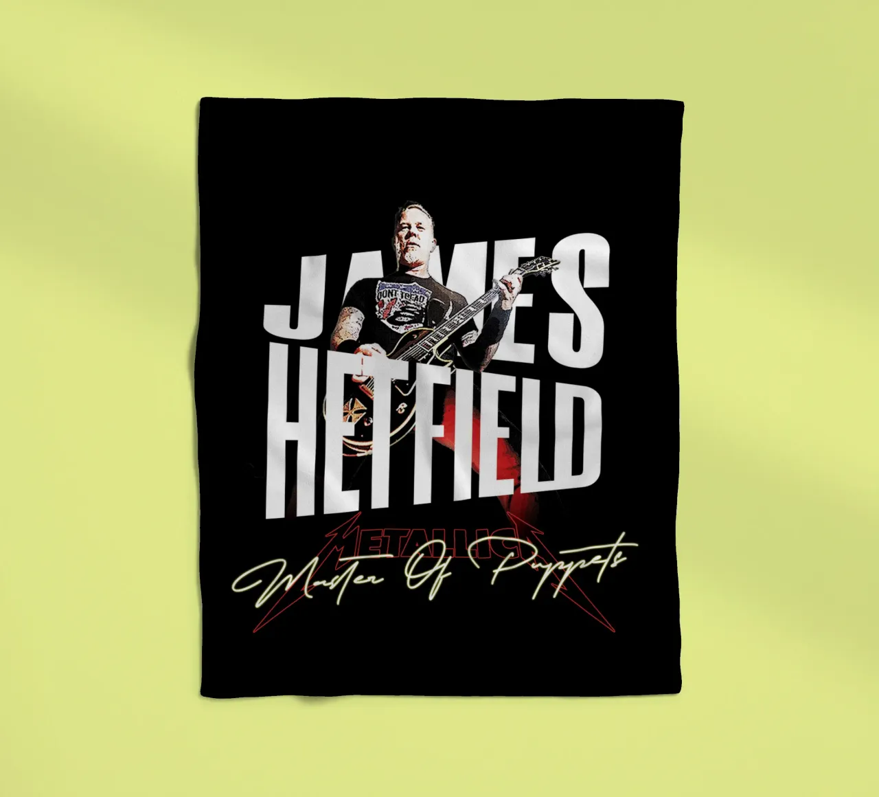 Master Of Puppets (James Hetfield) coperta in pile da Gunawan Rb
