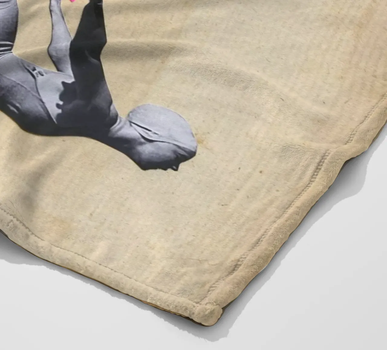 Schwan Fleecedecke von Cassia Beck Collage