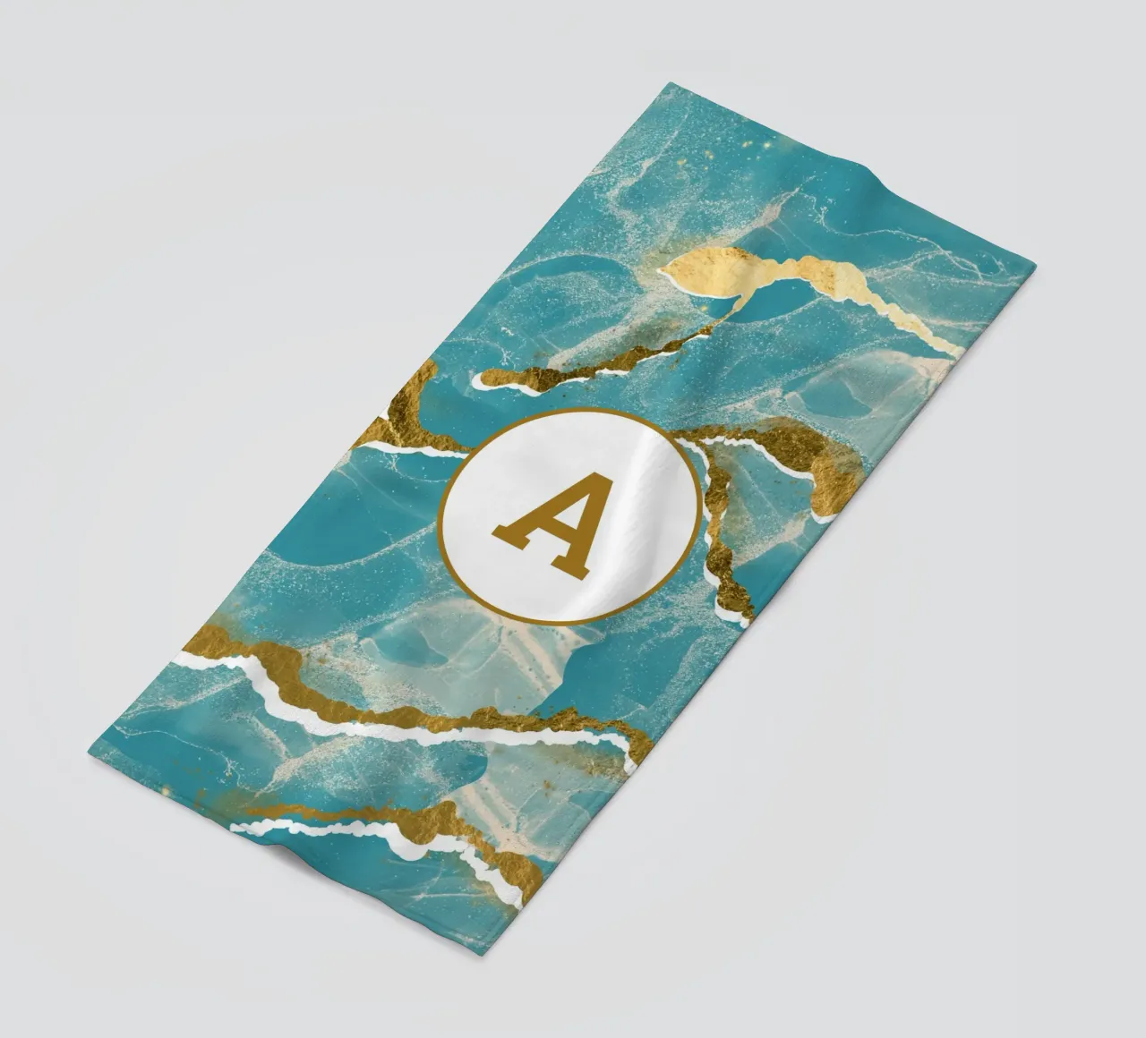 Monogramma personalizzato - Topico in marmo verde acqua e oro telo mare da Monogram Muse