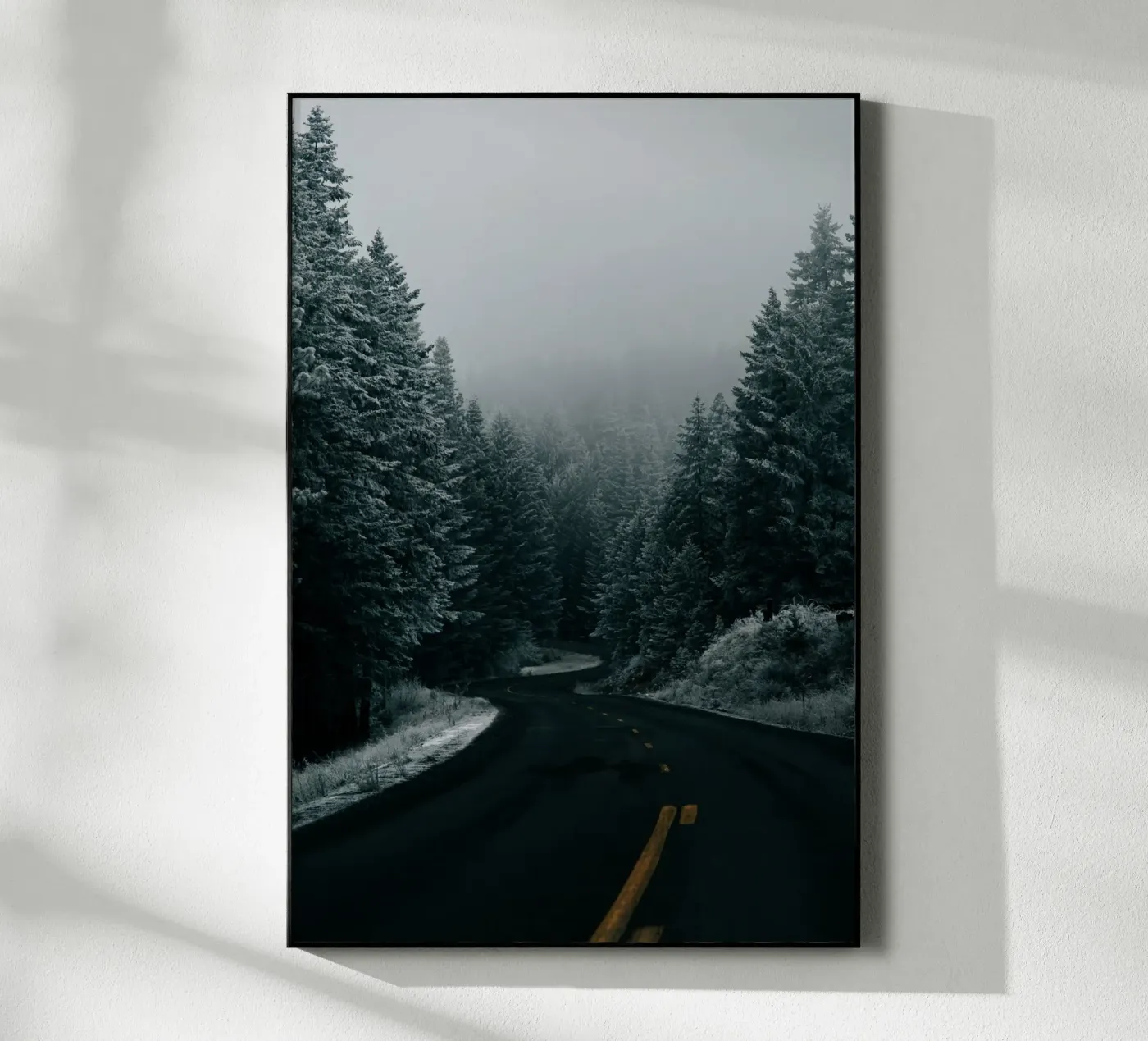 Dark Winter Road acryl van wowhannahphotos