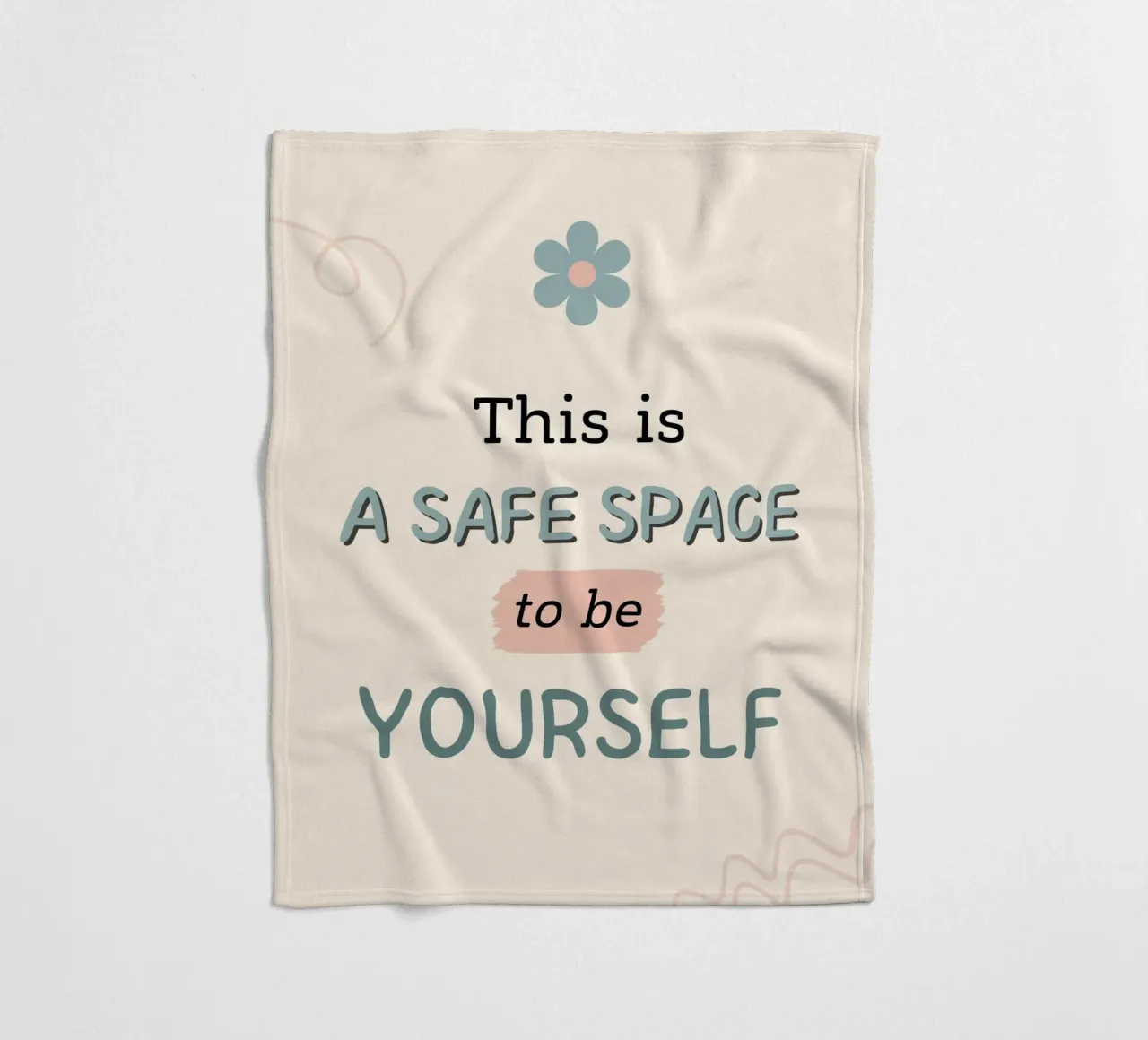 THIS IS A SAFE SPACE coperta in pile da ARTEVO