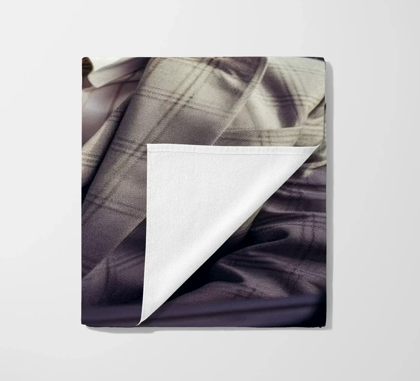Jake beach towel by Affiches Chien Originales – Dogland
