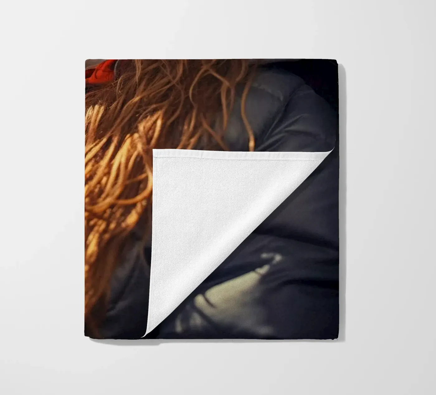 Max Strandtuch von Affiches Chien Originales – Dogland