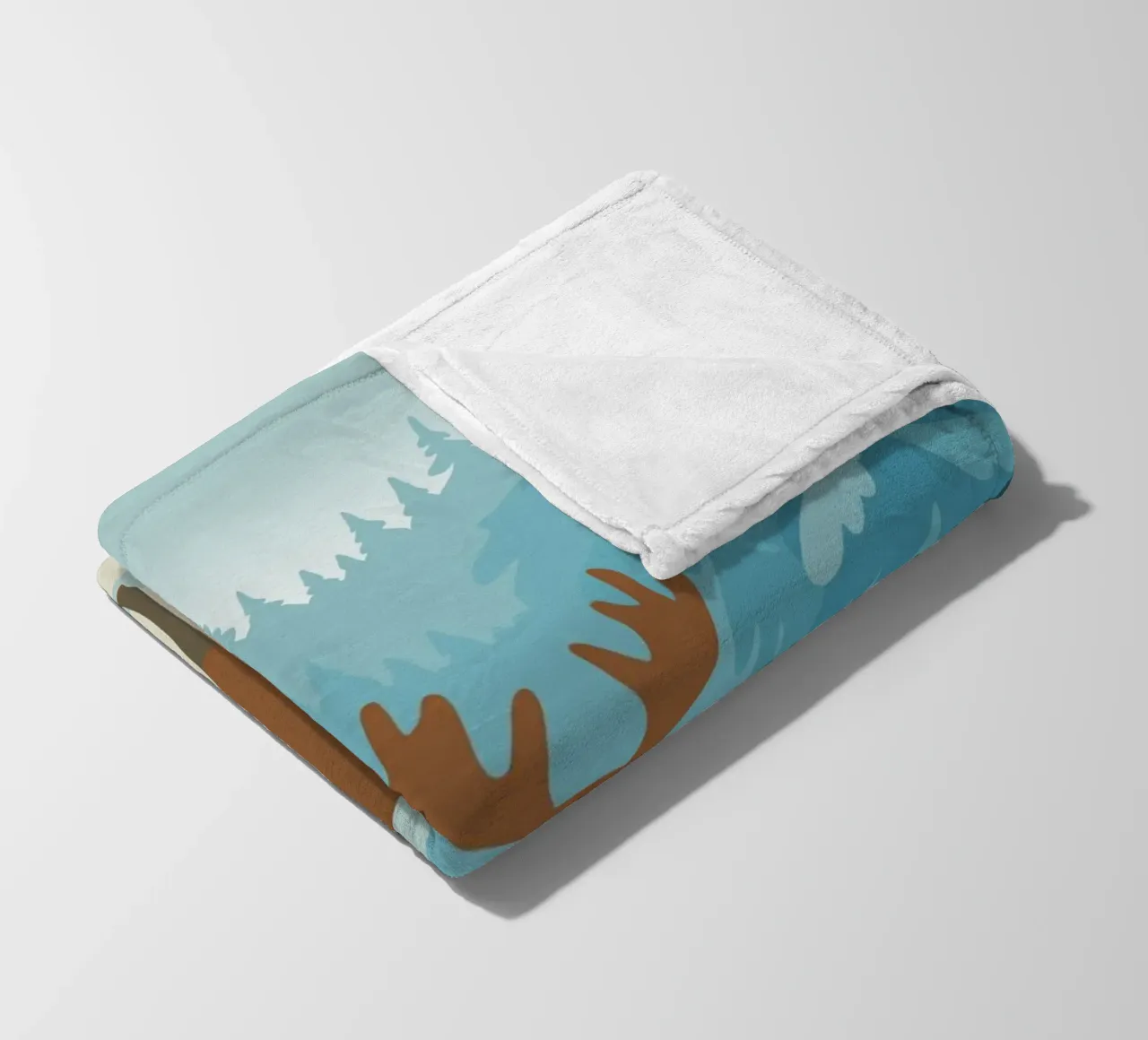 Alce in una foresta innevata coperta in pile da minimalist designs
