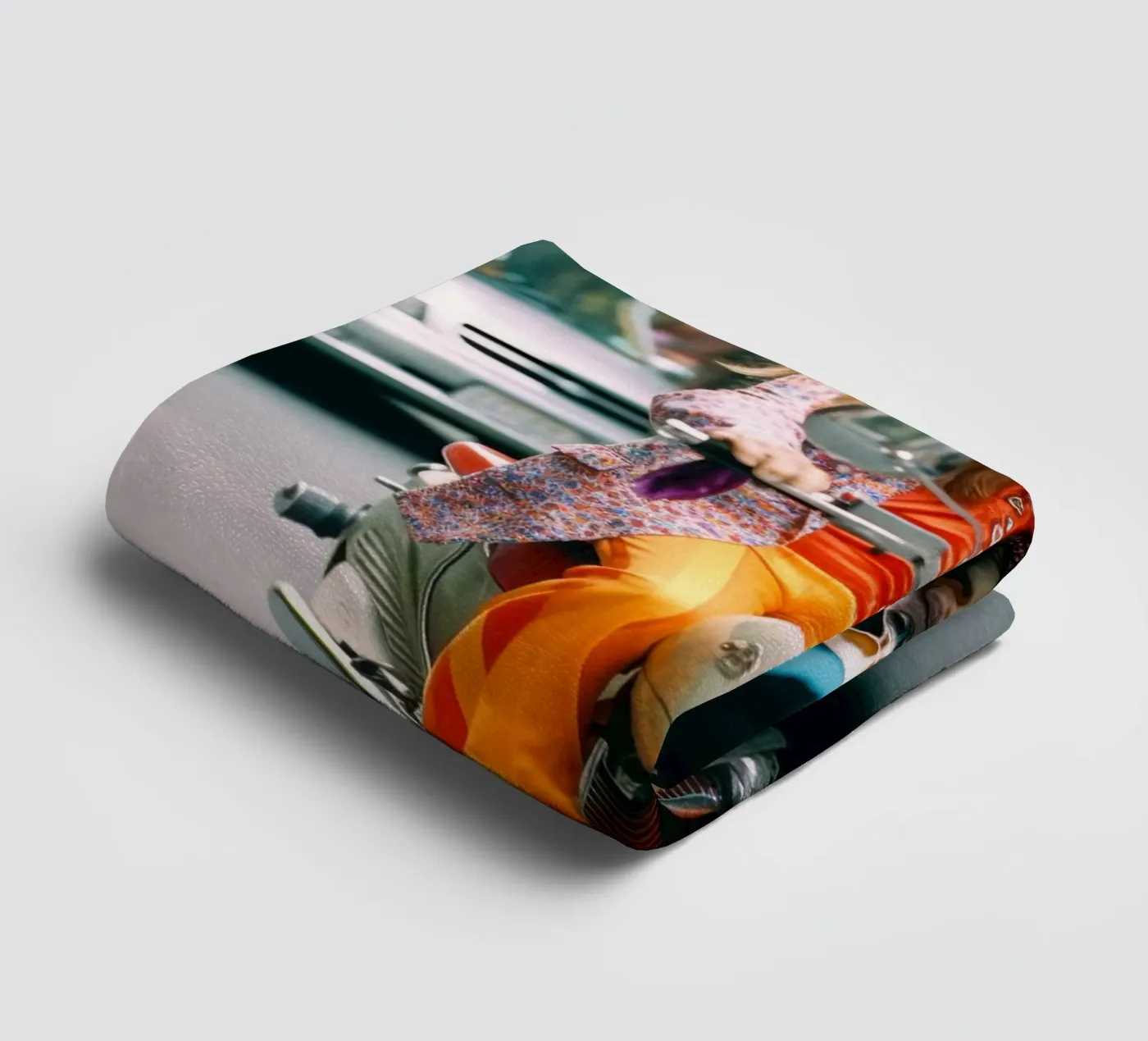 Axel towel by Affiches Chien Originales – Dogland