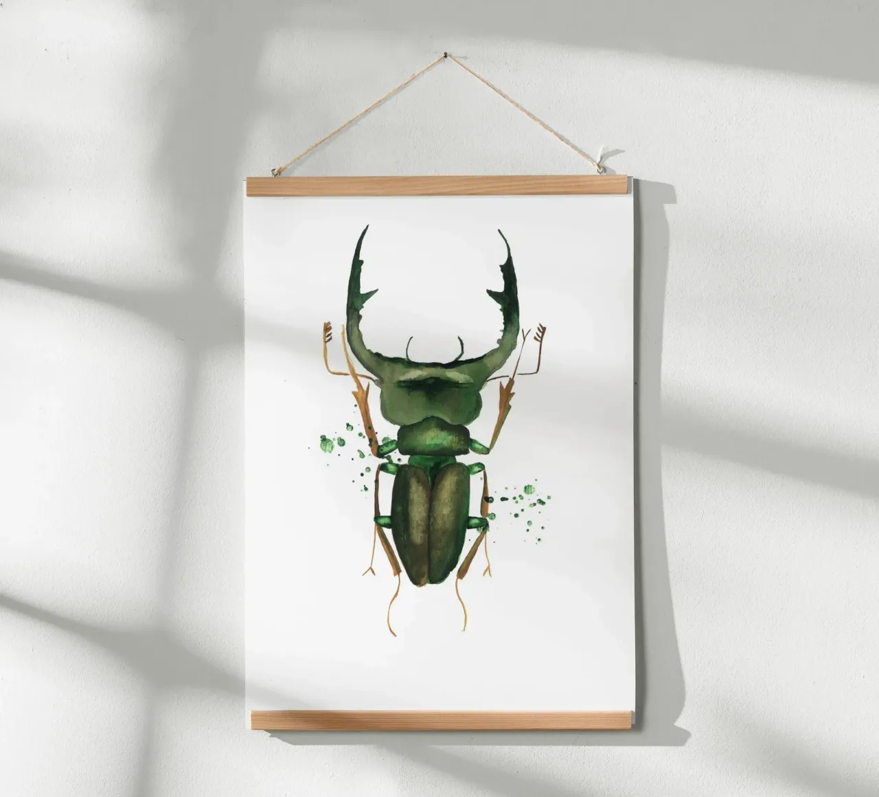 green deer beetle poster con telaio in legno da Nathys_illustration