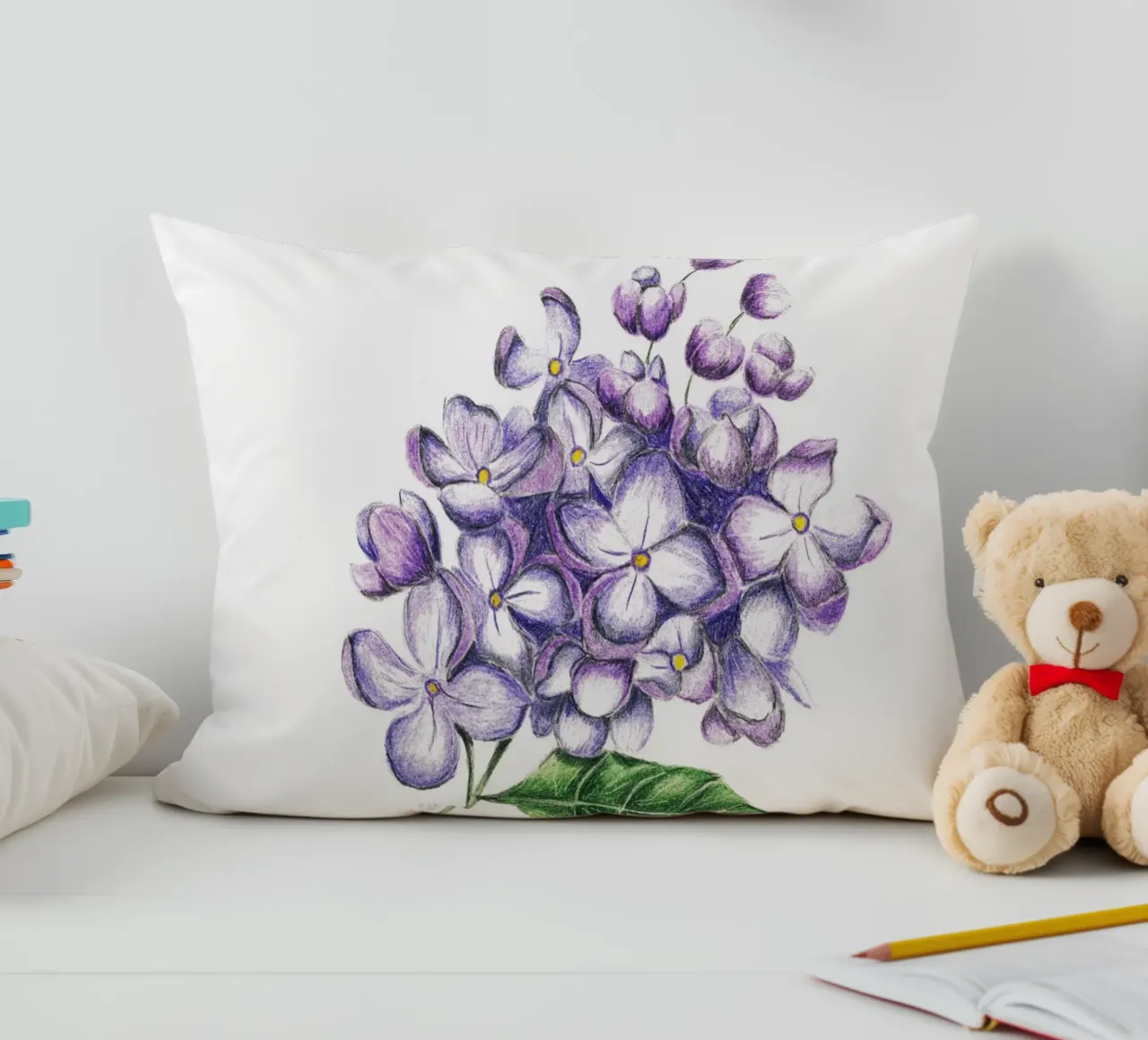lilac cuscino da Nathys_illustration