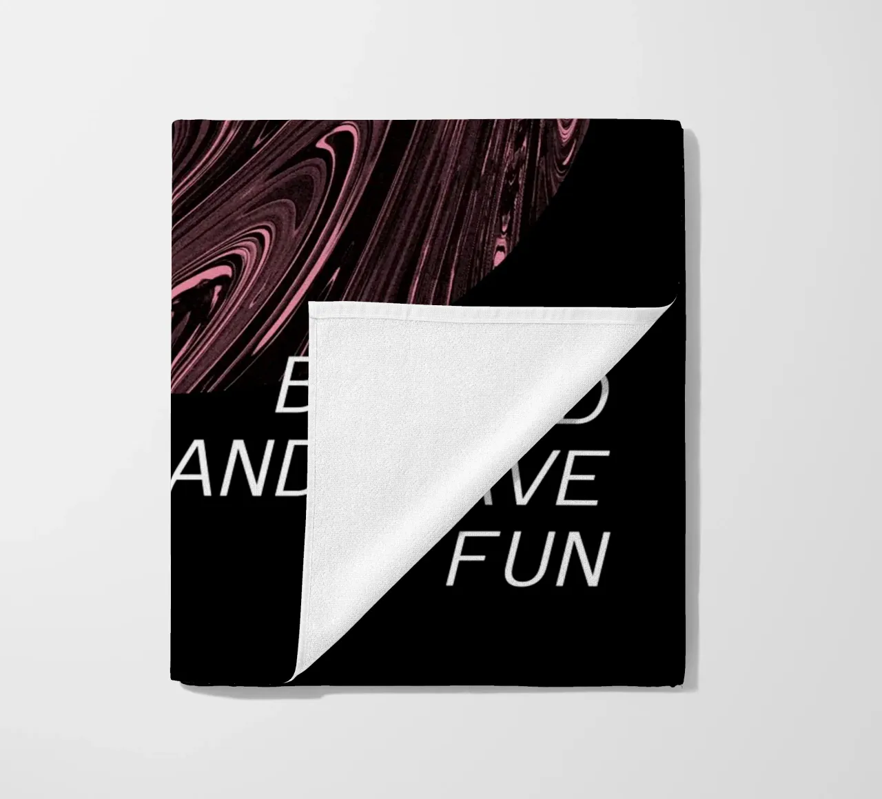 BE BAD AND HAVE FUN telo mare da ARTEVO