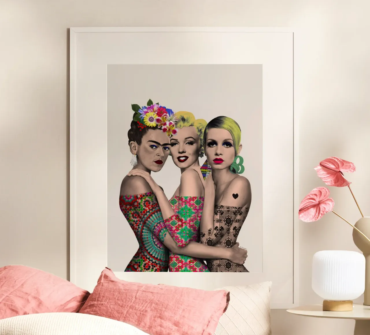Kahlo, Monroe e Twiggy poster con telaio in legno da Ana Paula Hoppe