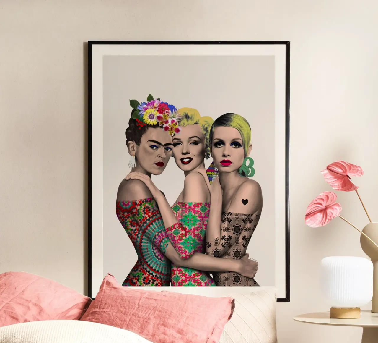 Kahlo, Monroe e Twiggy poster con telaio in legno da Ana Paula Hoppe