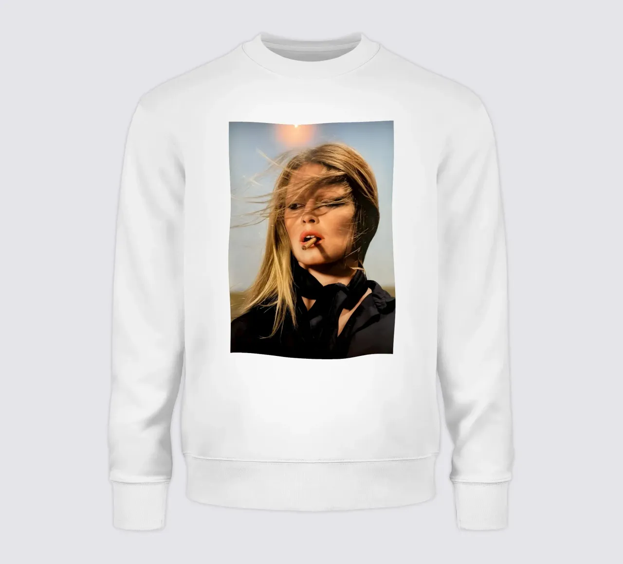 Bionda, brezza e sigaro felpa da Galery Vintage