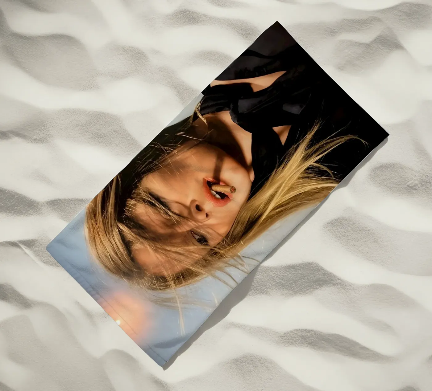 Blonde, Breeze, and Cigar Strandtuch von Galery Vintage
