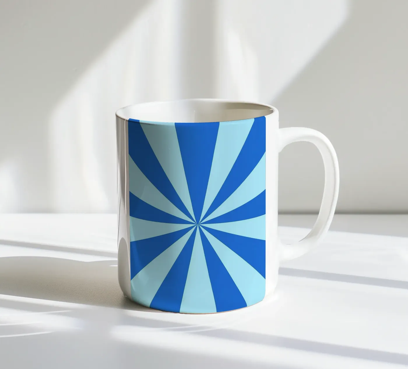 luce blu astratta tazza in ceramica da Joewanda