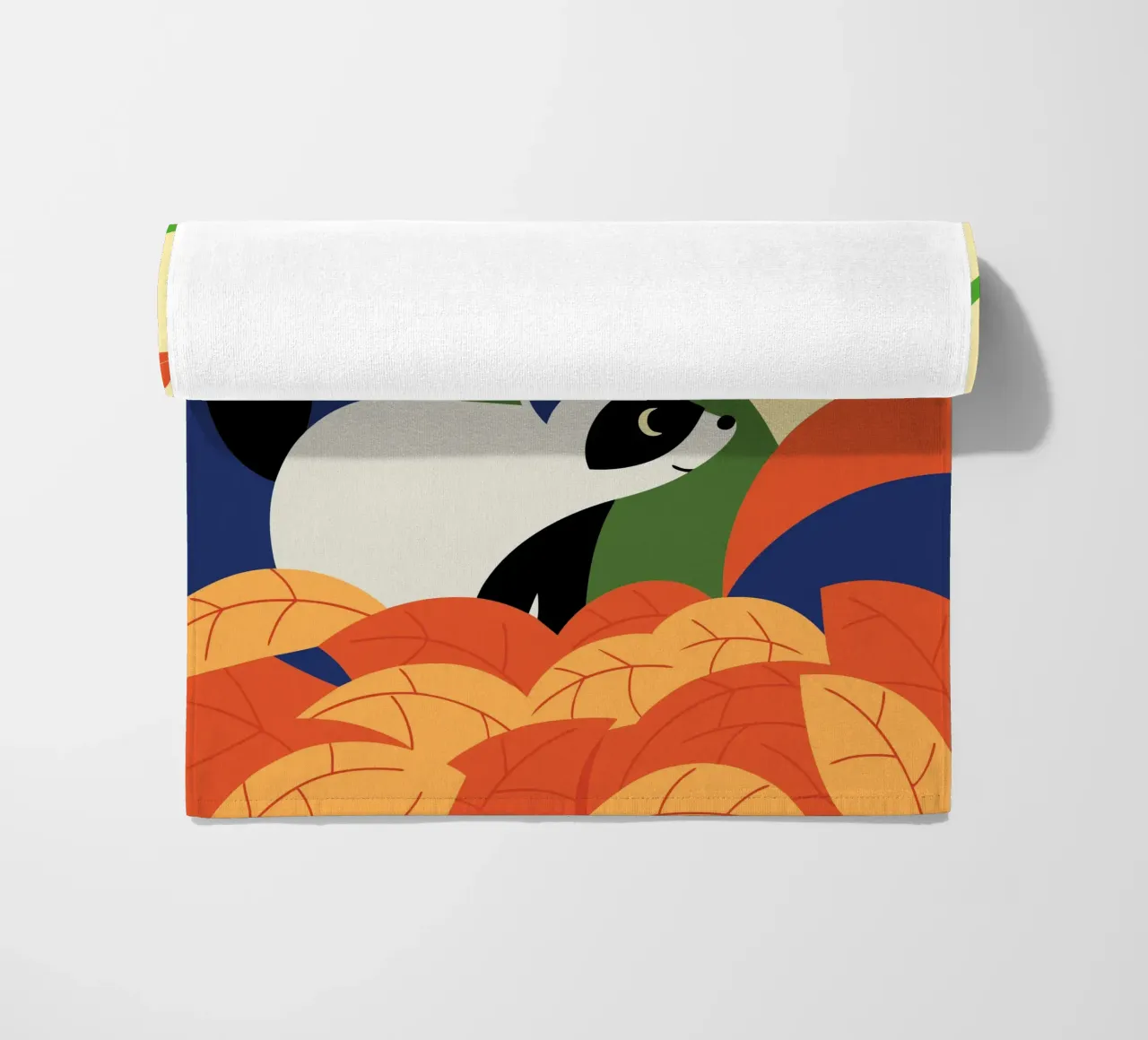 Procione in autunno telo mare da PROTECT ANIMALS