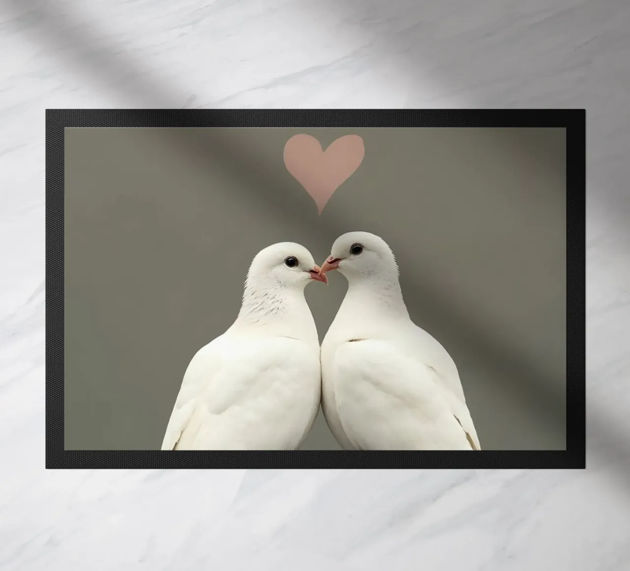 Colombe d'amore - Coppia di colombe bianche minimaliste zerbino da Graceful Desine