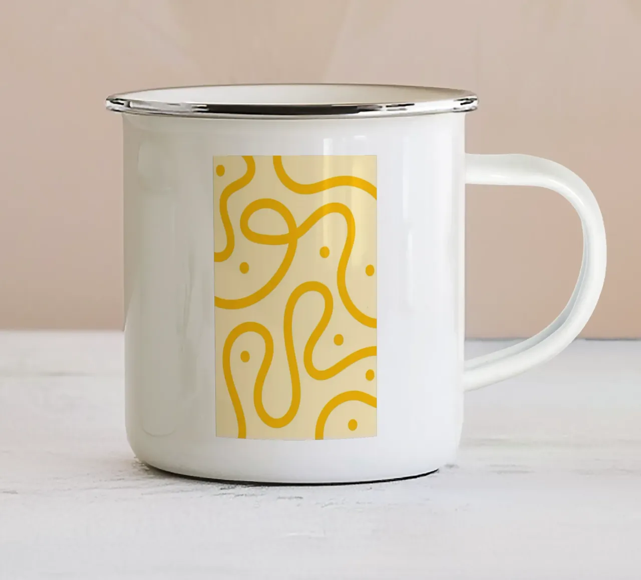 Tagliatelle Pop della linea gialla tazza in smalto da Studio Fun Boy