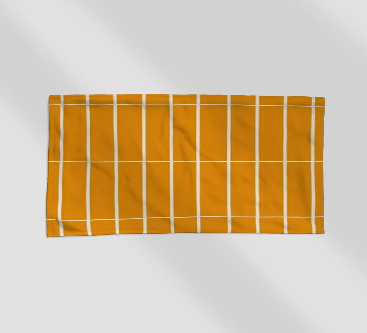 Griglia rettangolare bianca su giallo telo mare da Timeless moderna