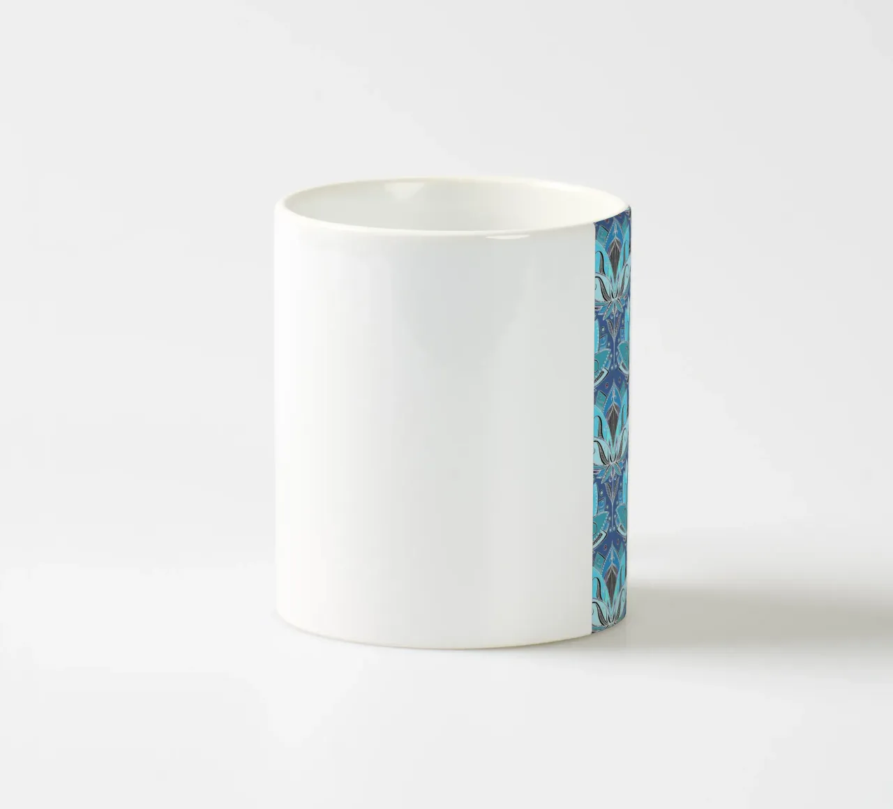 Art Deco Teal Lotus Pattern tazza in ceramica da Micklyn Le Feuvre