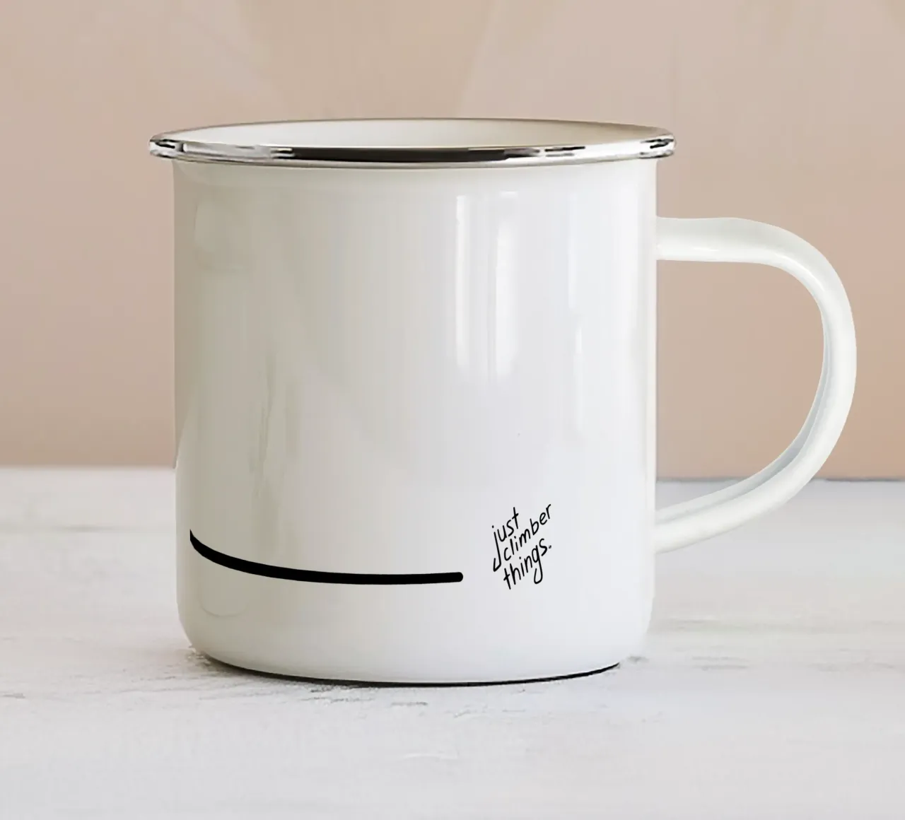 Overhang - Tipografia per pareti di arrampicata tazza in smalto da justclimberthings