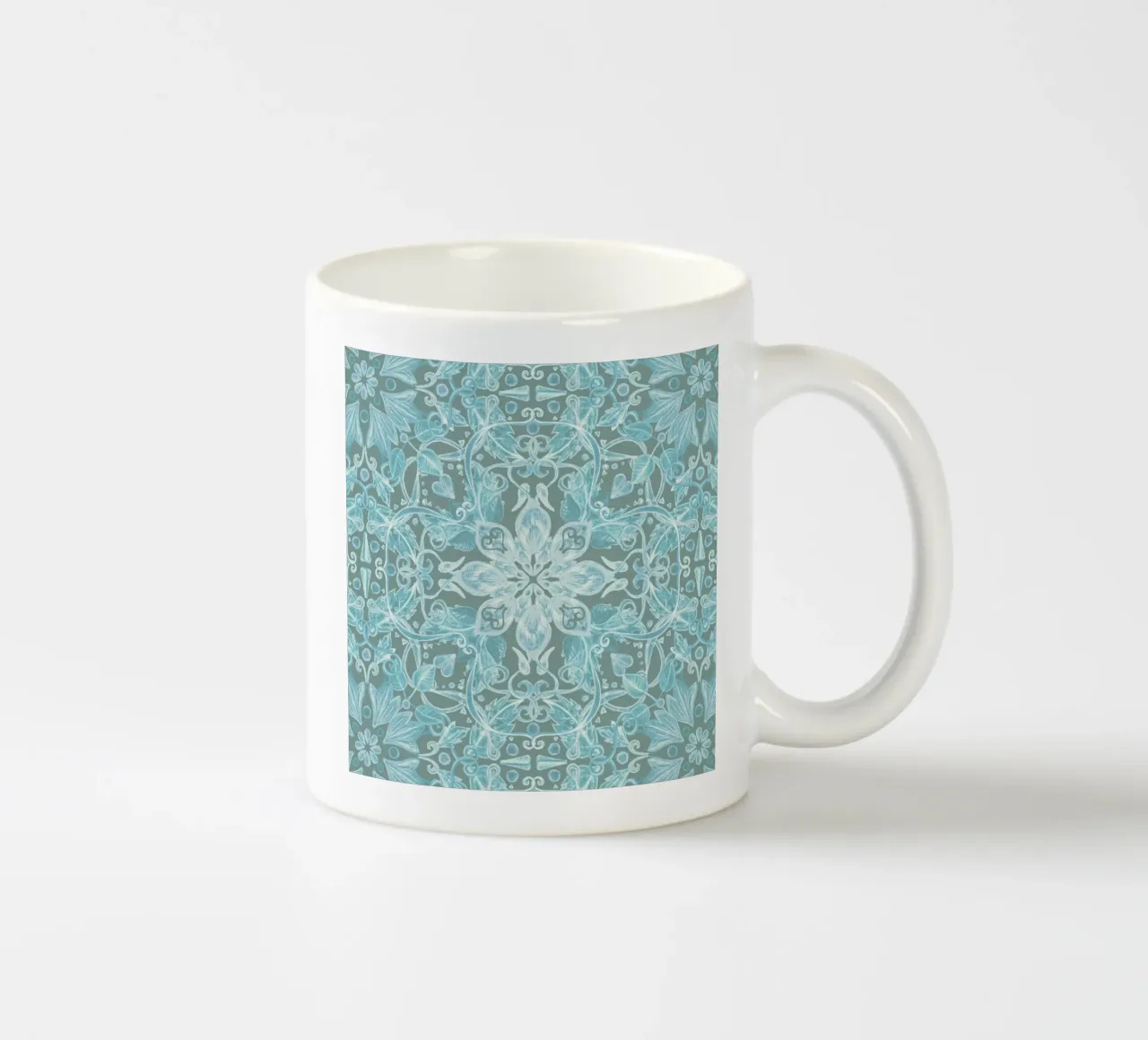 Soft Blue & Grey Floral Pattern tazza in ceramica da Micklyn Le Feuvre