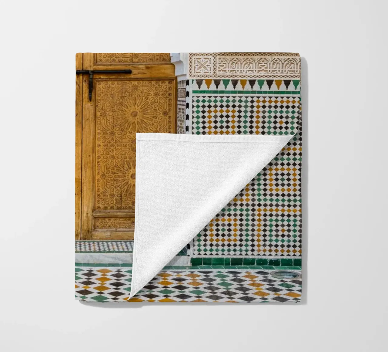 Moroccan colorful architecture telo mare da photolovers