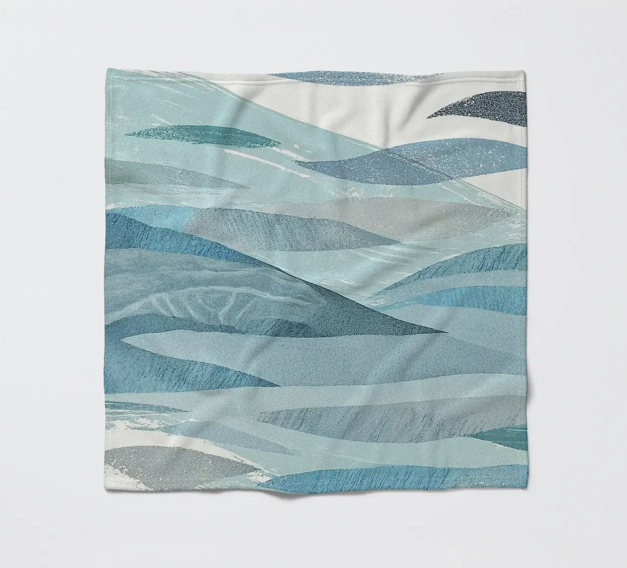 Scandinavian Abstract Waves in Cool Blue Tones coperta in pile da Burk Smith