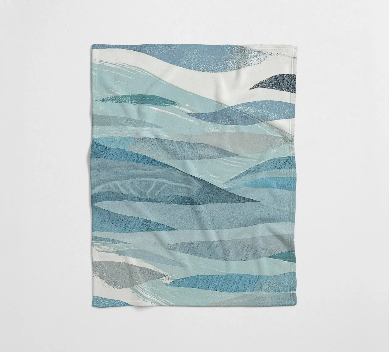 Scandinavian Abstract Waves in Cool Blue Tones coperta in pile da Burk Smith