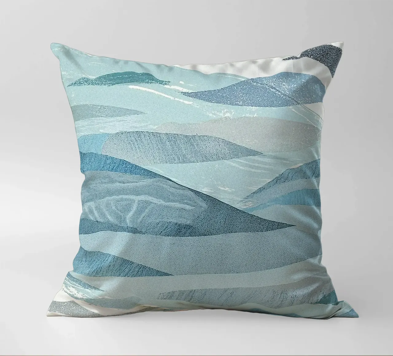 Scandinavian Abstract Waves in Cool Blue Tones cuscino da Burk Smith