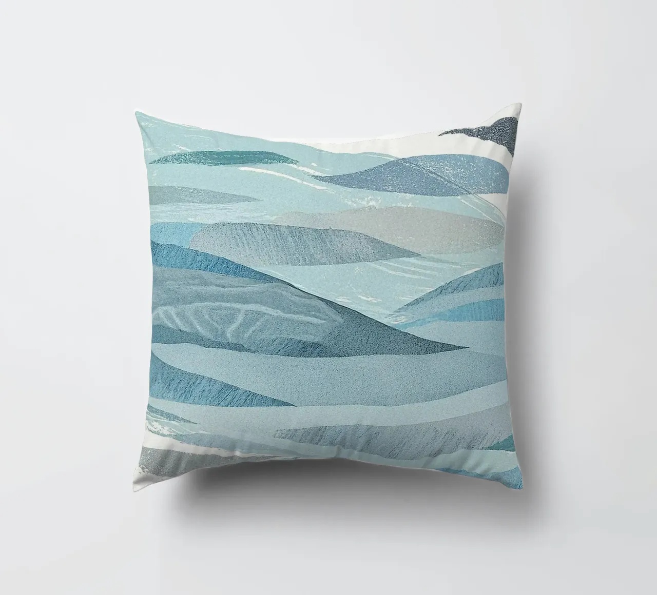 Scandinavian Abstract Waves in Cool Blue Tones cuscino da Burk Smith