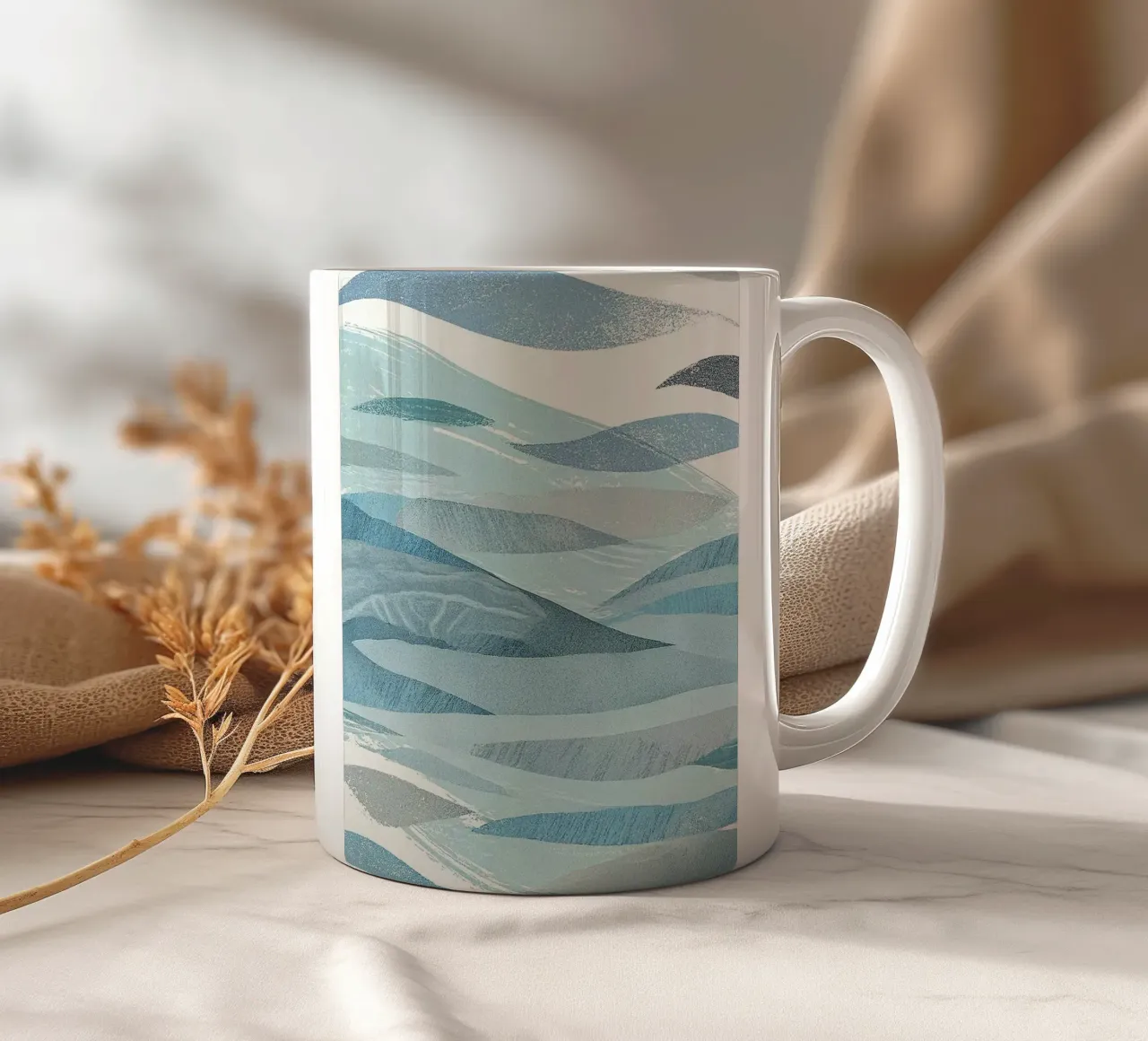 Scandinavian Abstract Waves in Cool Blue Tones tazza in ceramica da Burk Smith