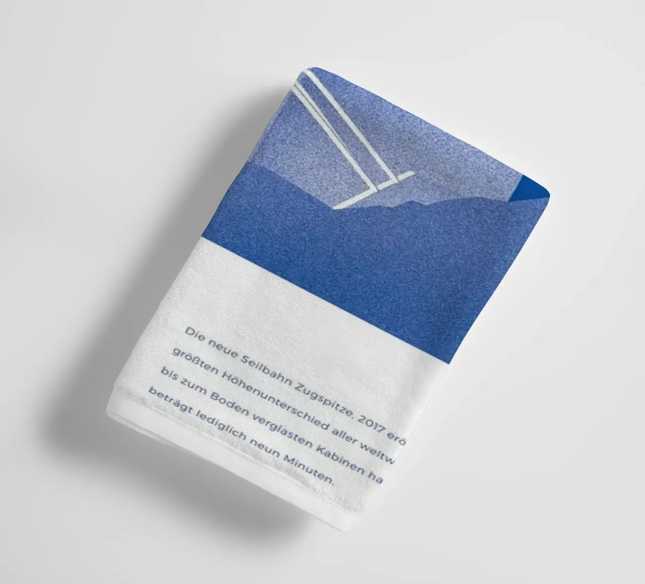 Michael Kunter - Seilbahn Zugspitze Eibsee asciugamano da bagno da The Artcircle